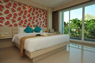 Chalong Beach Front Residence – Fotos 2