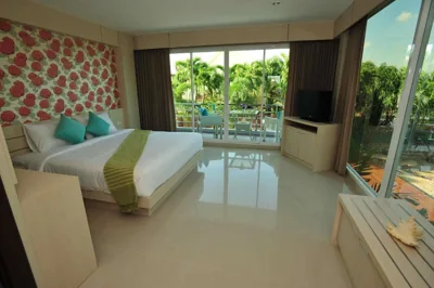 Chalong Beach Front Residence – Fotos 6